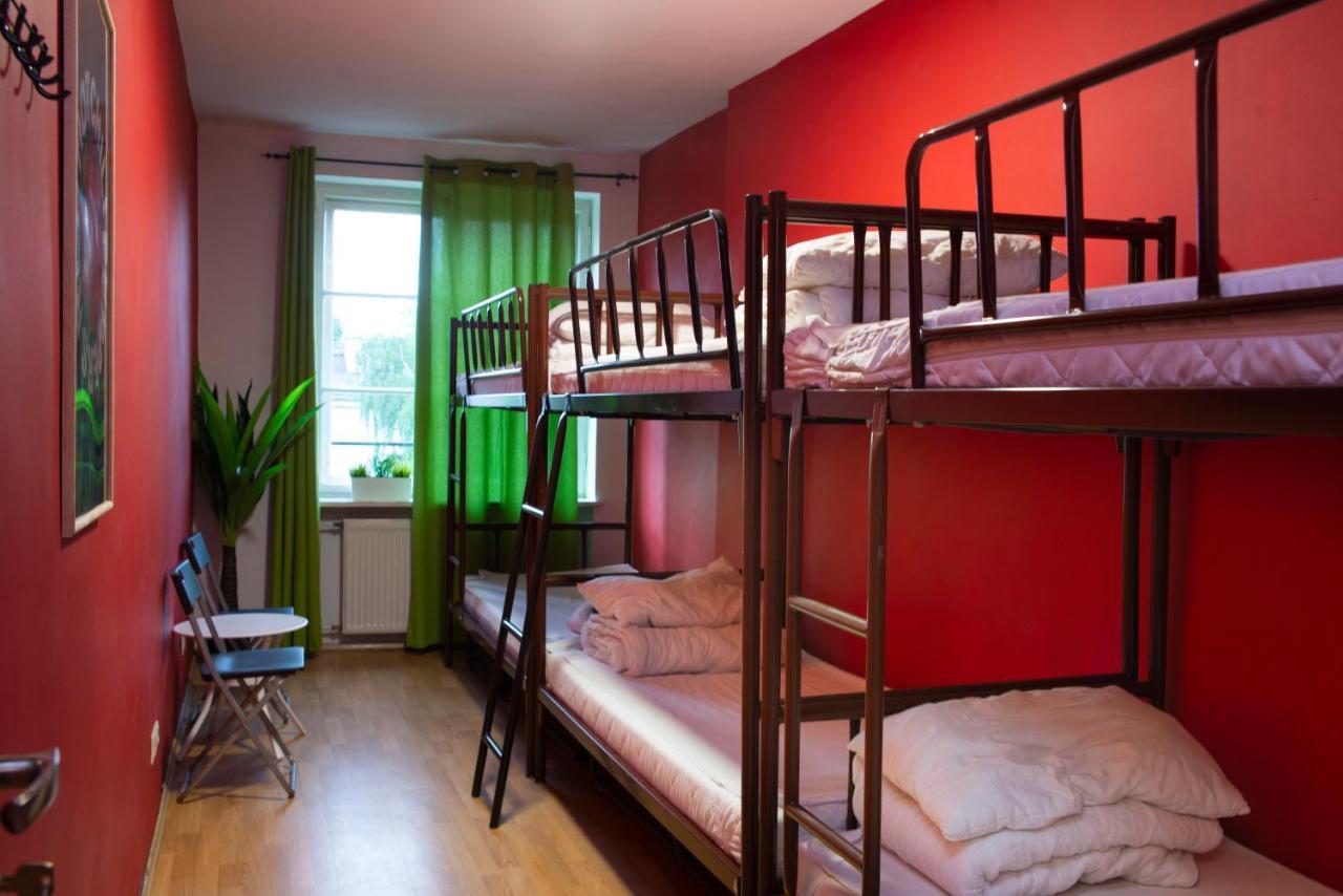 Let'S Rock Party Hostel! Age Limit From 18 Until 40! Kraków Exteriör bild