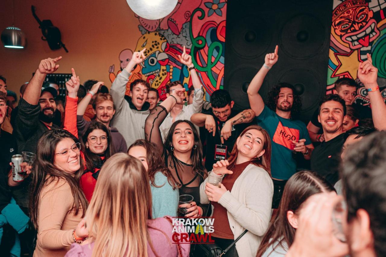 Let'S Rock Party Hostel! Age Limit From 18 Until 40! Kraków Exteriör bild